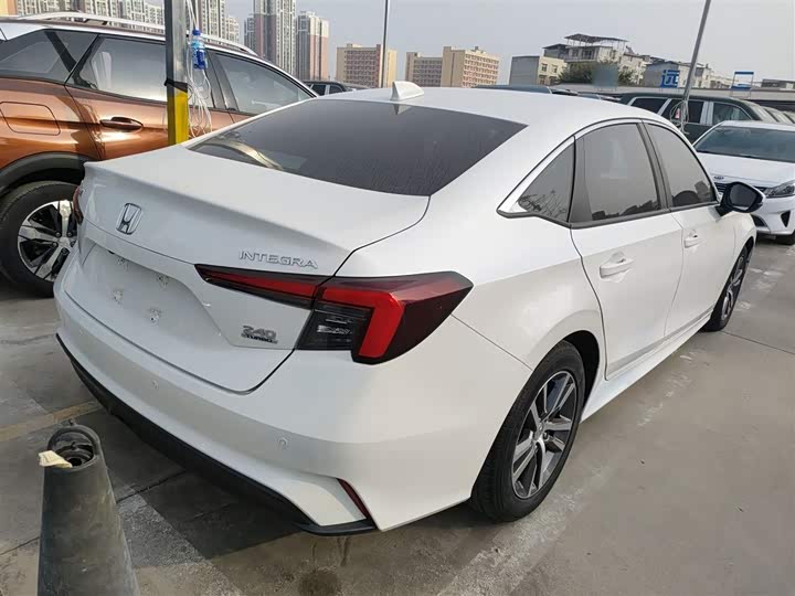 Фото 7 - Honda Integra