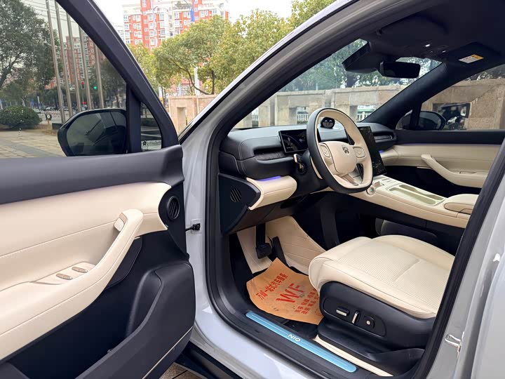 Фото 8 - Nio ES6