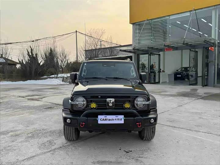 Фото 4 - Tank 300