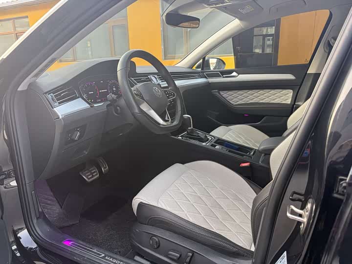 Фото 4 - Volkswagen Magotan