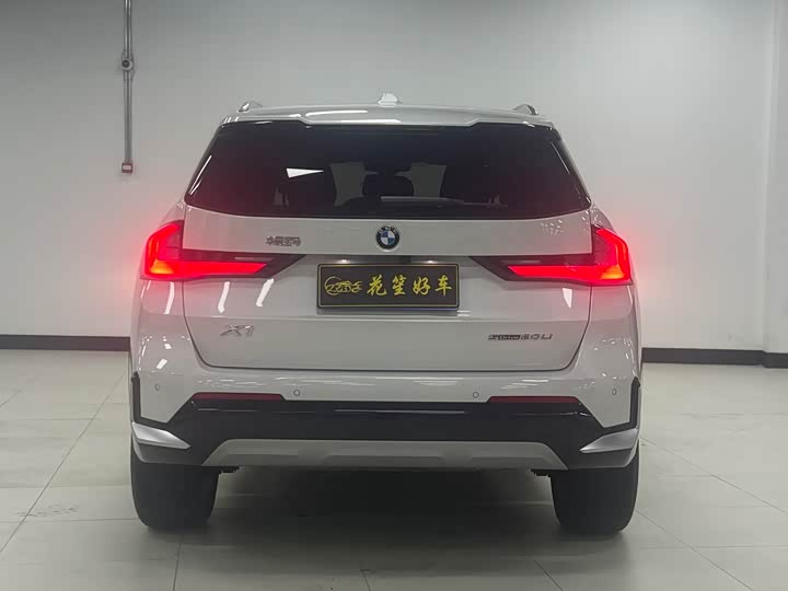 Фото 4 - BMW X1