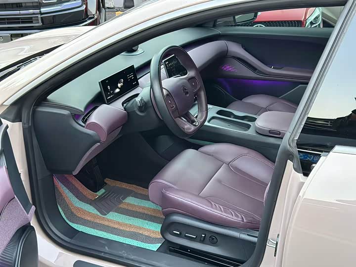 Фото 3 - Nio ET5