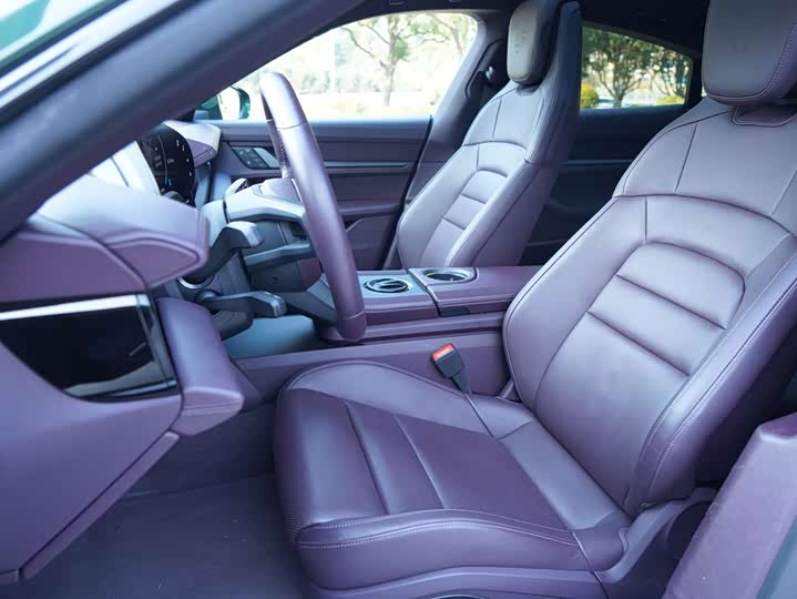 Фото 5 - Porsche Taycan