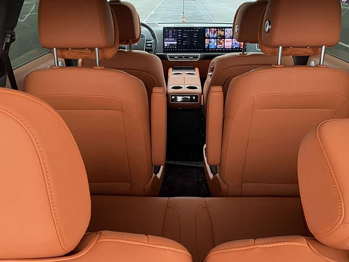 Фото 8 - LiXiang L8