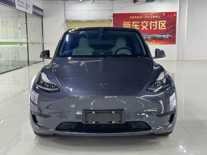 Фото 2 - Tesla Model Y