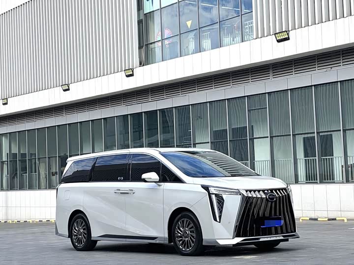 Фото 3 - GAC Trumpchi M8