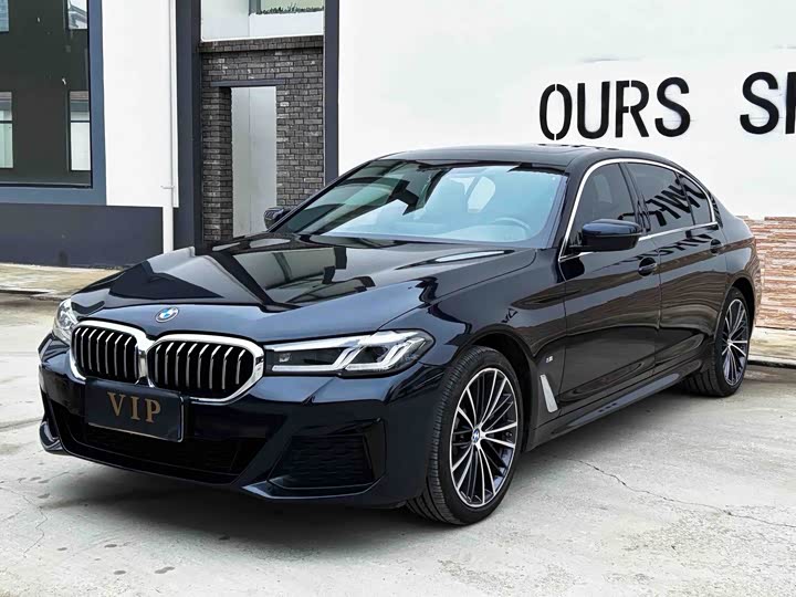 Фото 1 - BMW 5 Series