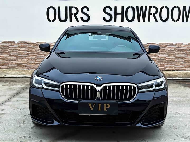 Фото 3 - BMW 5 Series