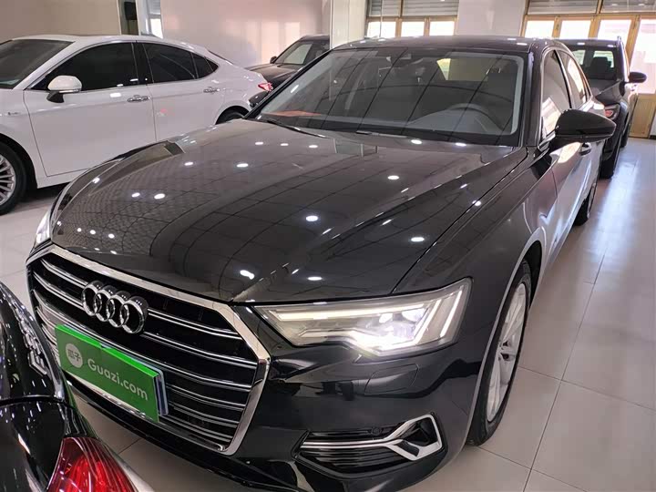 Фото 3 - Audi A6L