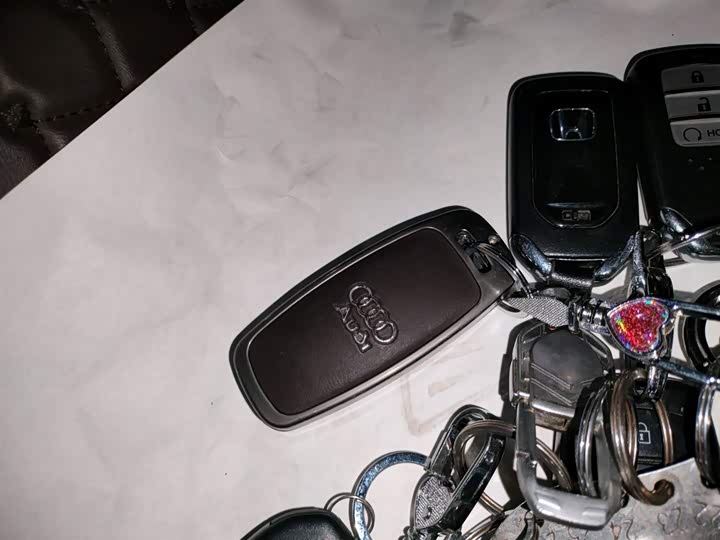 Фото 9 - Audi A6L