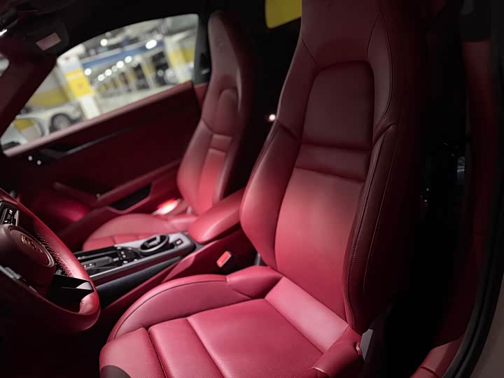 Фото 8 - Porsche 911