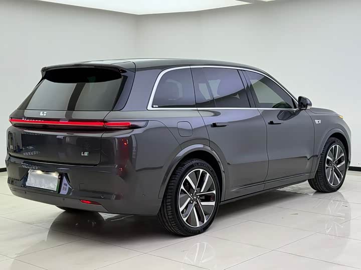 Фото 7 - LiXiang L8