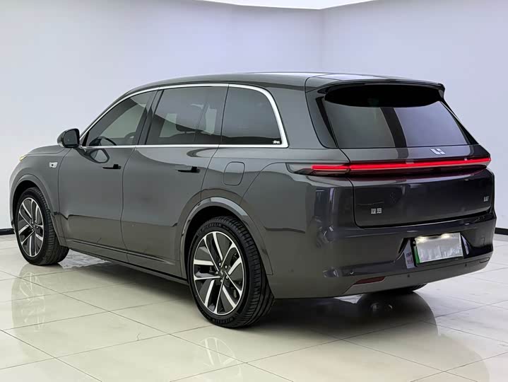 Фото 9 - LiXiang L8