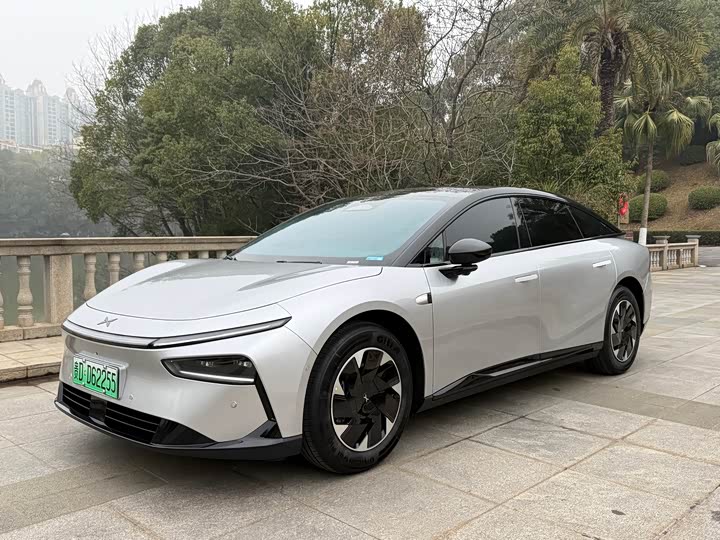 Фото 1 - XPeng F57