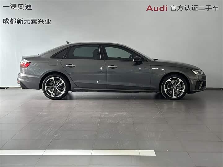 Фото 3 - Audi A4L
