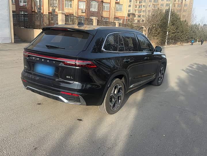 Фото 7 - Geely Monjaro