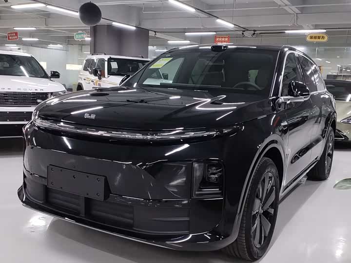 Фото 1 - LiXiang L6