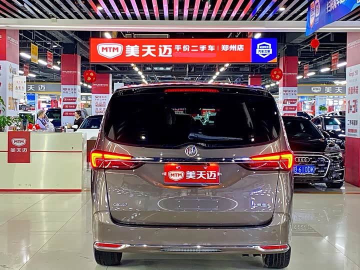 Фото 7 - Buick GL8 ES