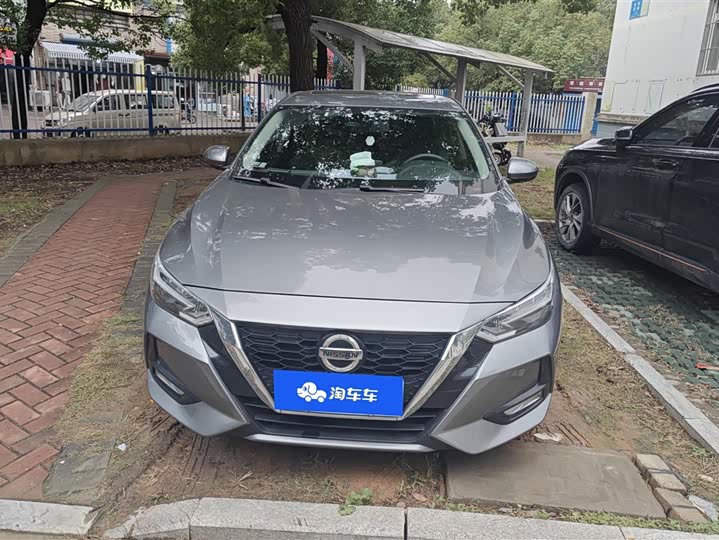 Фото 2 - Nissan Sylphy