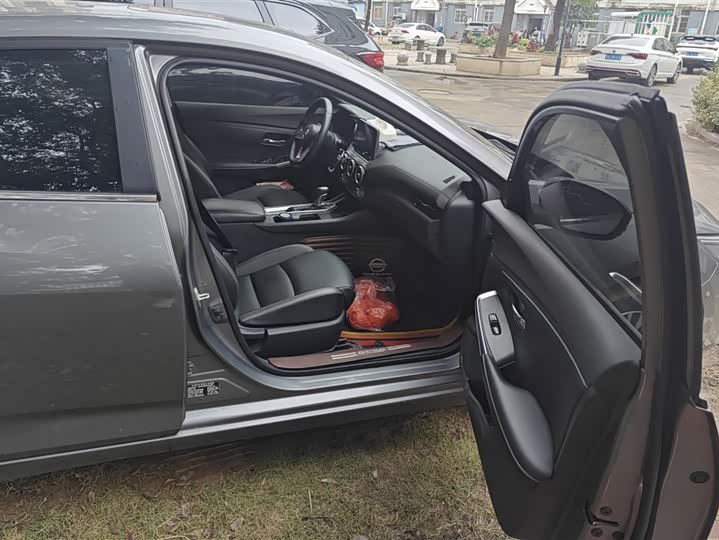 Фото 8 - Nissan Sylphy