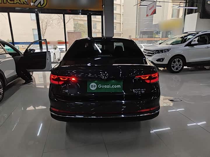 Фото 6 - Volkswagen Sagitar L