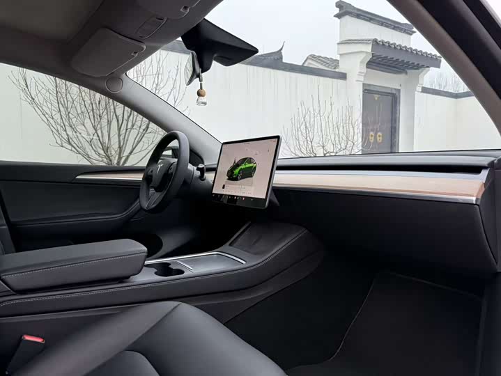 Фото 7 - Tesla Model Y