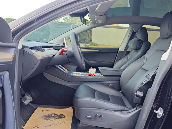 Фото 9 - Tesla Model Y