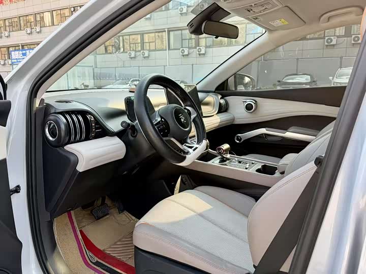 Фото 8 - BYD Yuan Plus