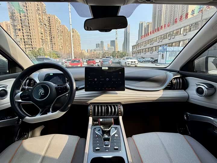 Фото 9 - BYD Yuan Plus