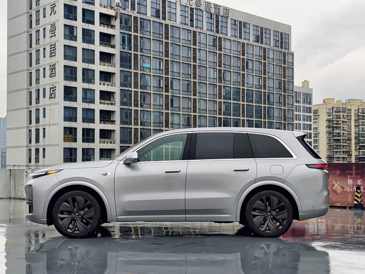 Фото 8 - LiXiang L8