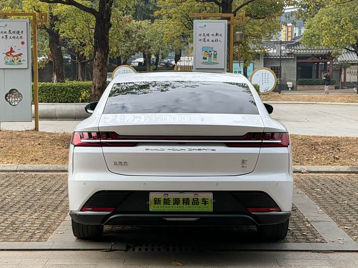 Фото 8 - BYD Han