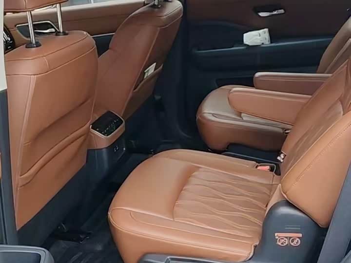 Фото 3 - Nissan Pathfinder