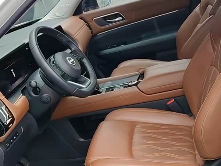 Фото 4 - Nissan Pathfinder