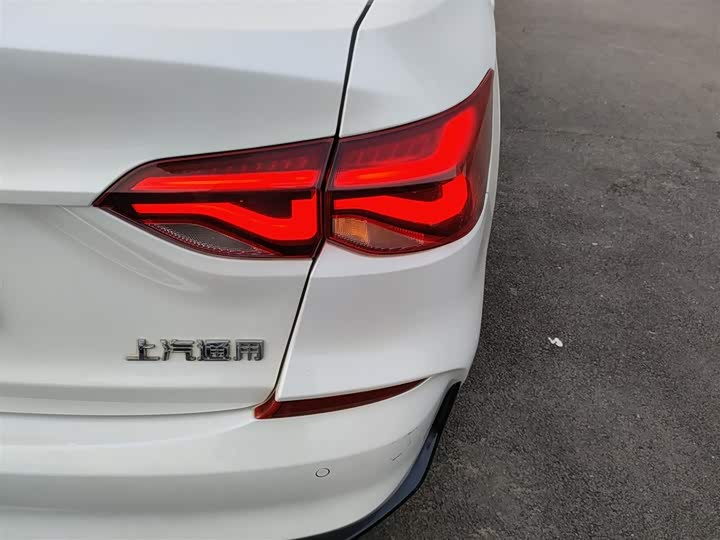 Фото 8 - Chevrolet Monza