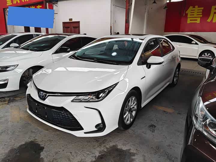 Фото 1 - Toyota Corolla