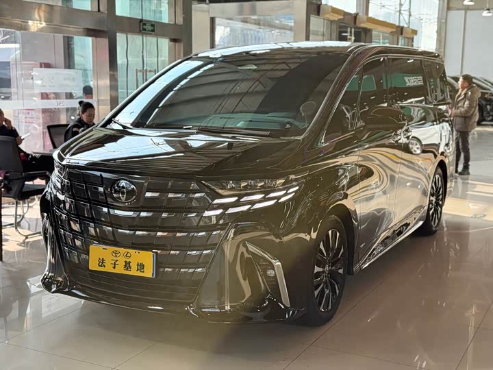 Фото 3 - Toyota Alphard