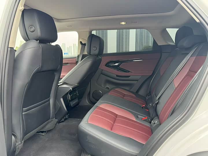 Фото 8 - Land Rover Range Rover Evoque L