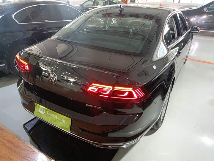 Фото 7 - Volkswagen Magotan