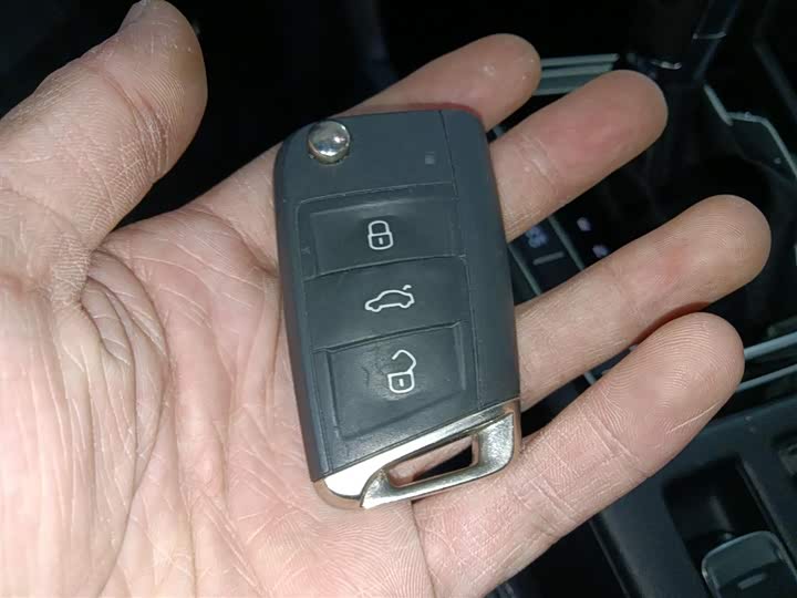 Фото 9 - Volkswagen Magotan