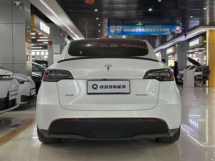 Фото 5 - Tesla Model Y