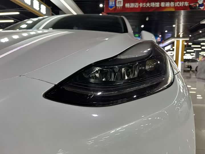 Фото 8 - Tesla Model Y