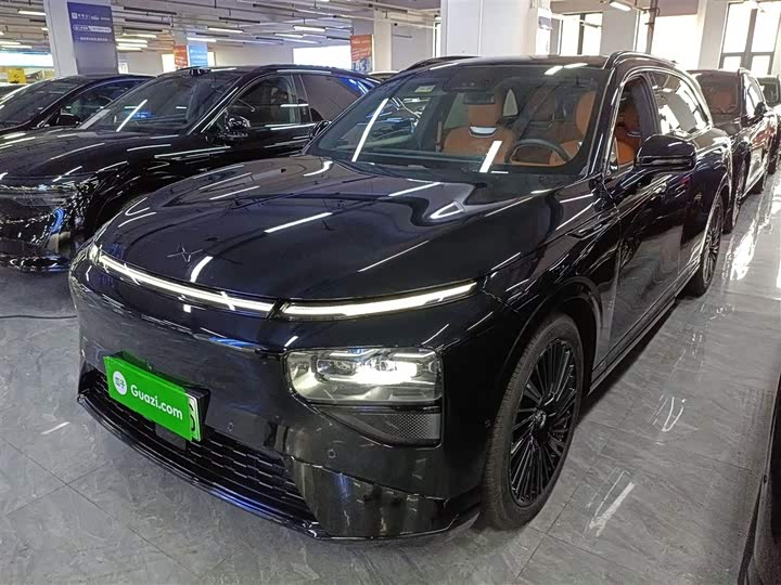 Фото 2 - XPeng G9