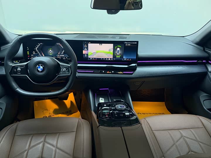 Фото 6 - BMW 5 Series