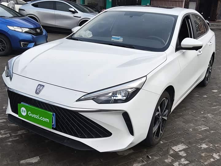 Фото 1 - Roewe i5