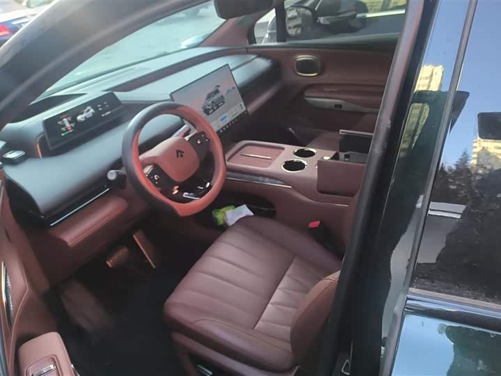 Фото 9 - GAC Hyptec HL