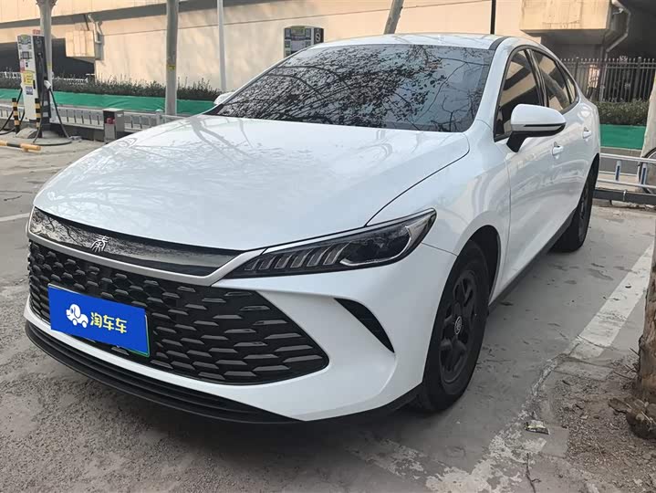 Фото 1 - BYD Qin Plus