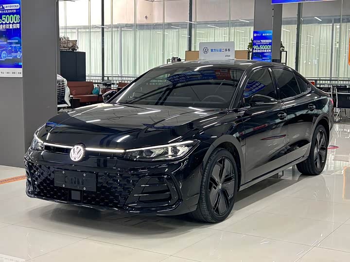 Фото 1 - Volkswagen Passat