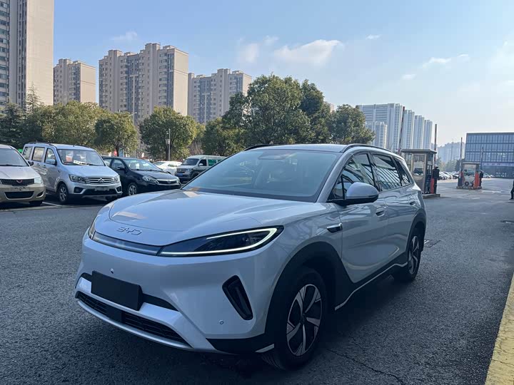 Фото 1 - BYD Sea Lion 05 EV