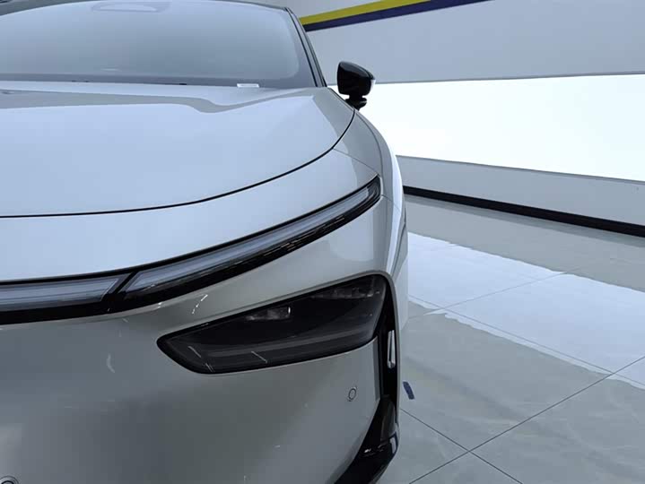 Фото 5 - XPeng F57