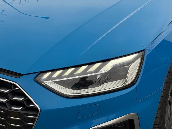 Фото 4 - Audi S4